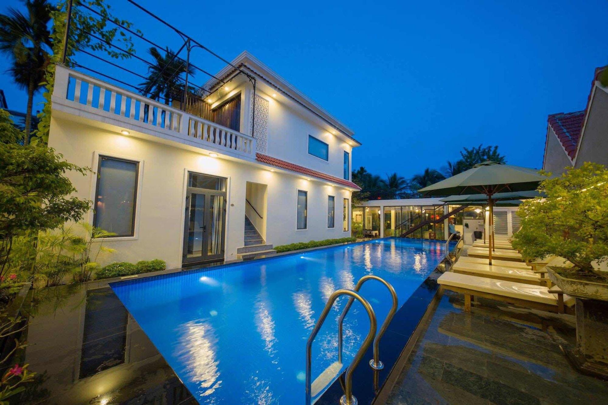 River Waves Villa Хойан Экстерьер фото