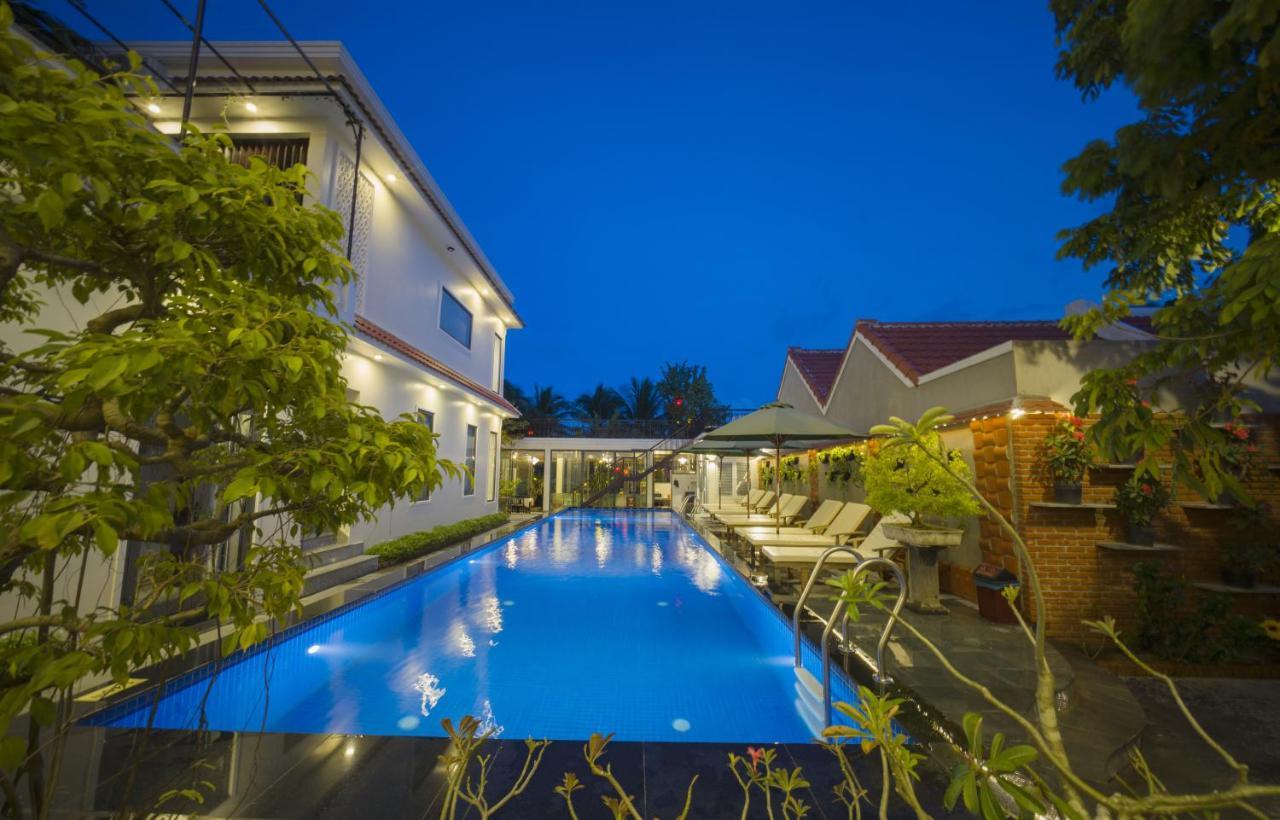 River Waves Villa Хойан Экстерьер фото